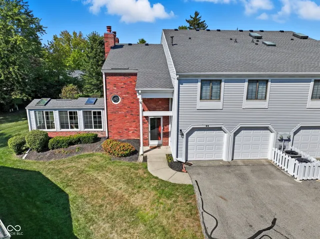 $245,000 | 44 Dominion Drive, Zionsville, IN 46077