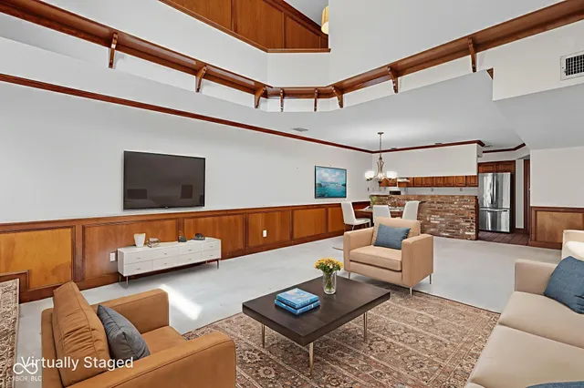 $245,000 | 44 Dominion Drive, Zionsville, IN 46077