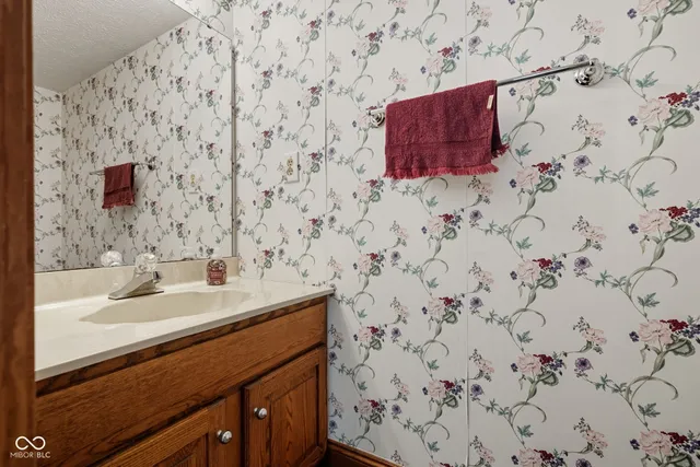 $245,000 | 44 Dominion Drive, Zionsville, IN 46077