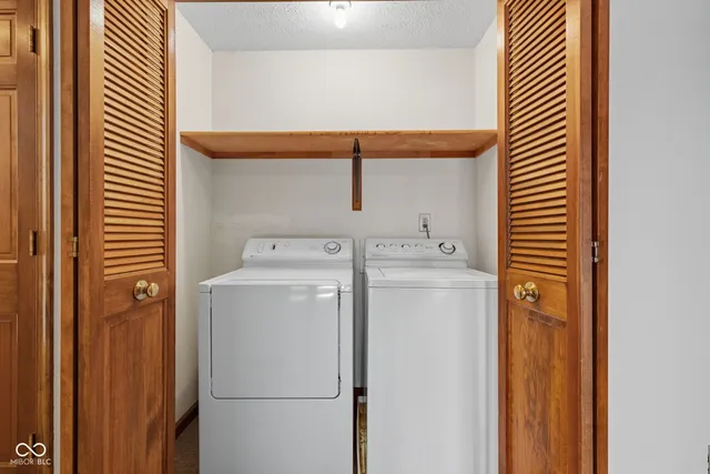 $245,000 | 44 Dominion Drive, Zionsville, IN 46077