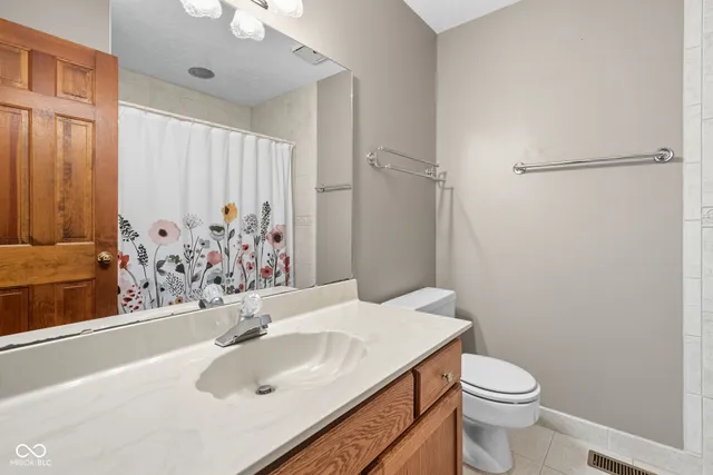 $245,000 | 44 Dominion Drive, Zionsville, IN 46077