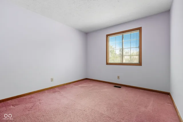 $245,000 | 44 Dominion Drive, Zionsville, IN 46077