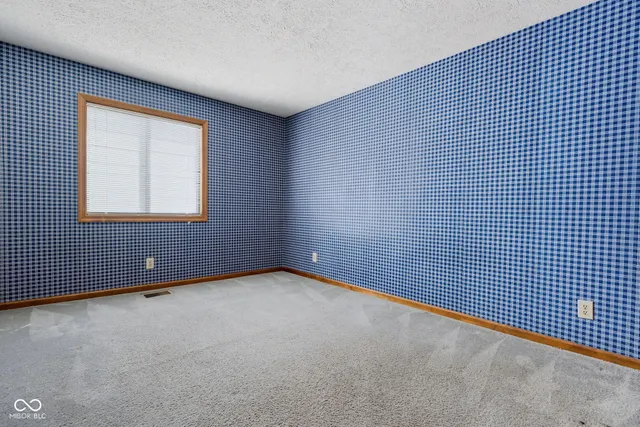 $245,000 | 44 Dominion Drive, Zionsville, IN 46077