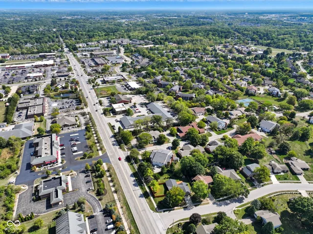 $245,000 | 44 Dominion Drive, Zionsville, IN 46077