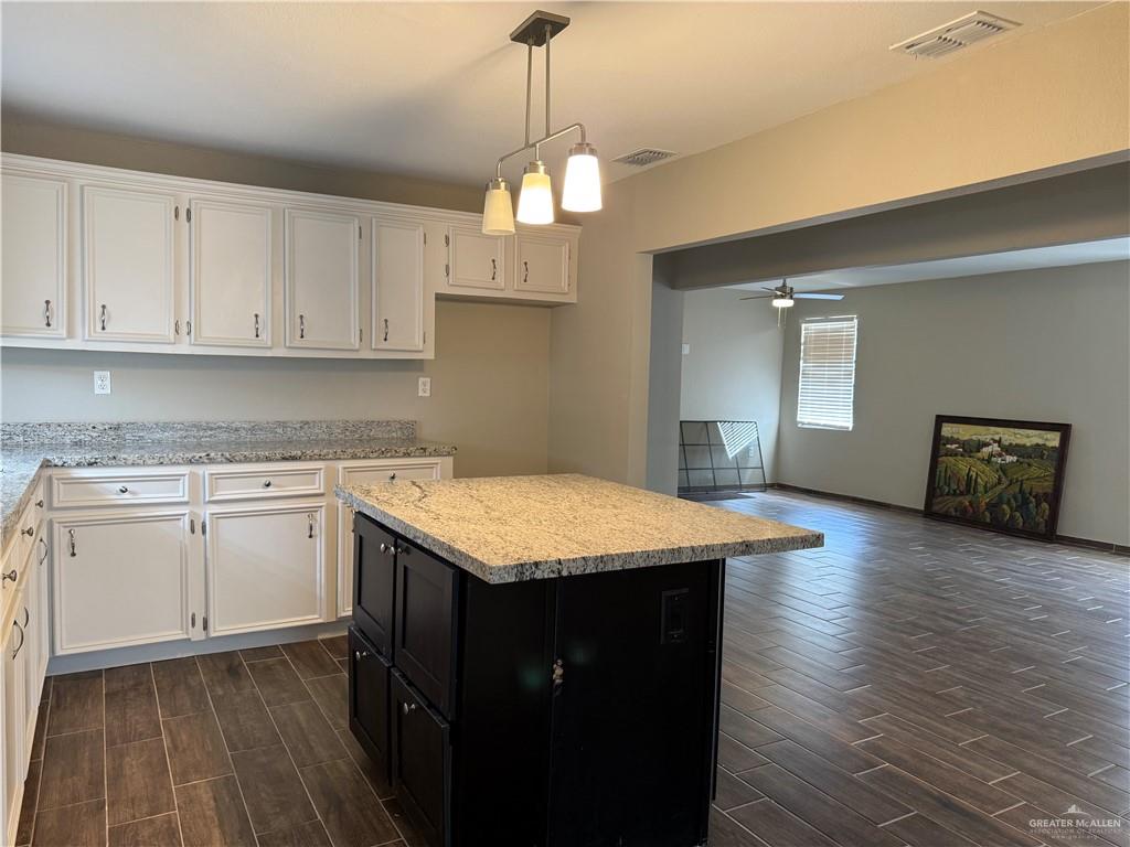 1931 West Owassa Road Edinburg, TX 78539 - Photo 3 of 14