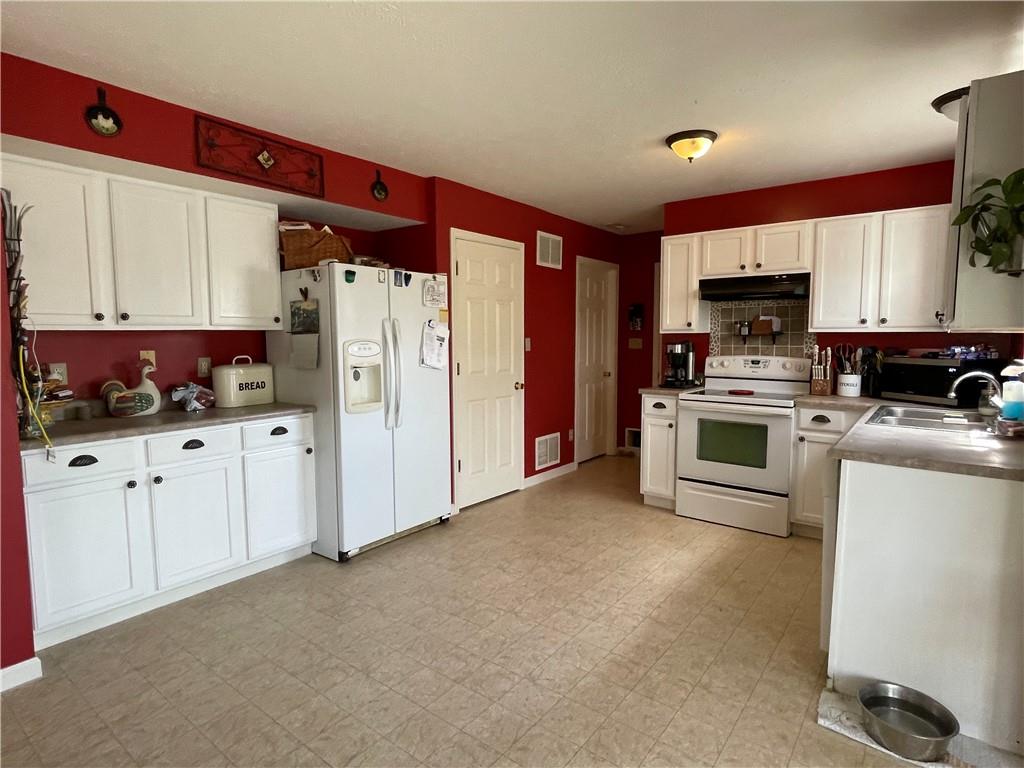 1446 Monitor Way Indianapolis, IN 46234 - Photo 11 of 20
