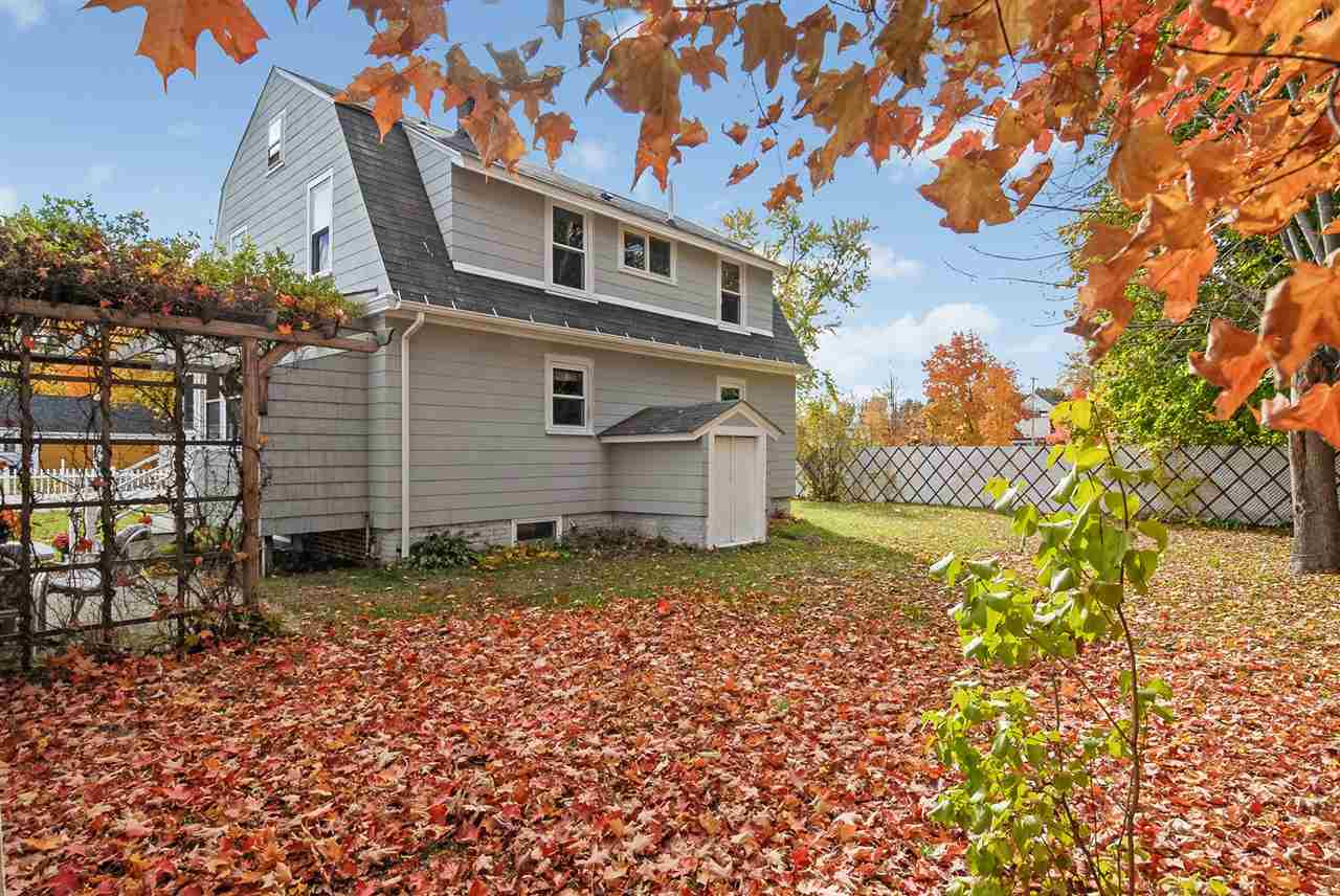 8 Dewey Street Rochester, NH 03867 - Photo 3 of 27