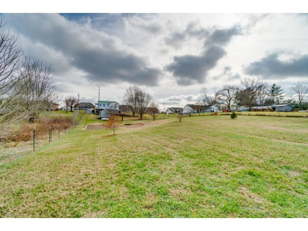 219 Old Stage Road Gray, TN 37615 - Photo 24 of 27 Photo 25