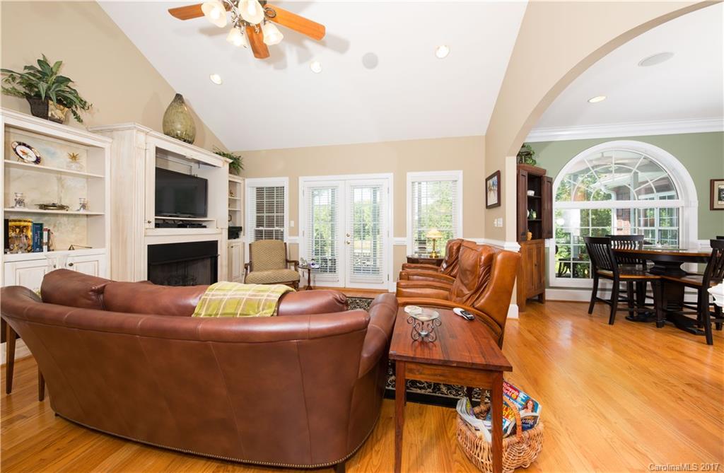 4752 Sherer Road Sharon, SC 29742 - Photo 3 of 24