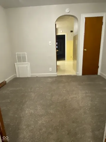 $895 | 5358 Winthrop Avenue, Indianapolis, IN 46220