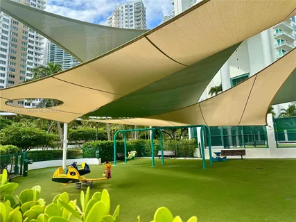 $655,000 | 770 Claughton Island Drive, Unit PH15, Miami, FL 33131