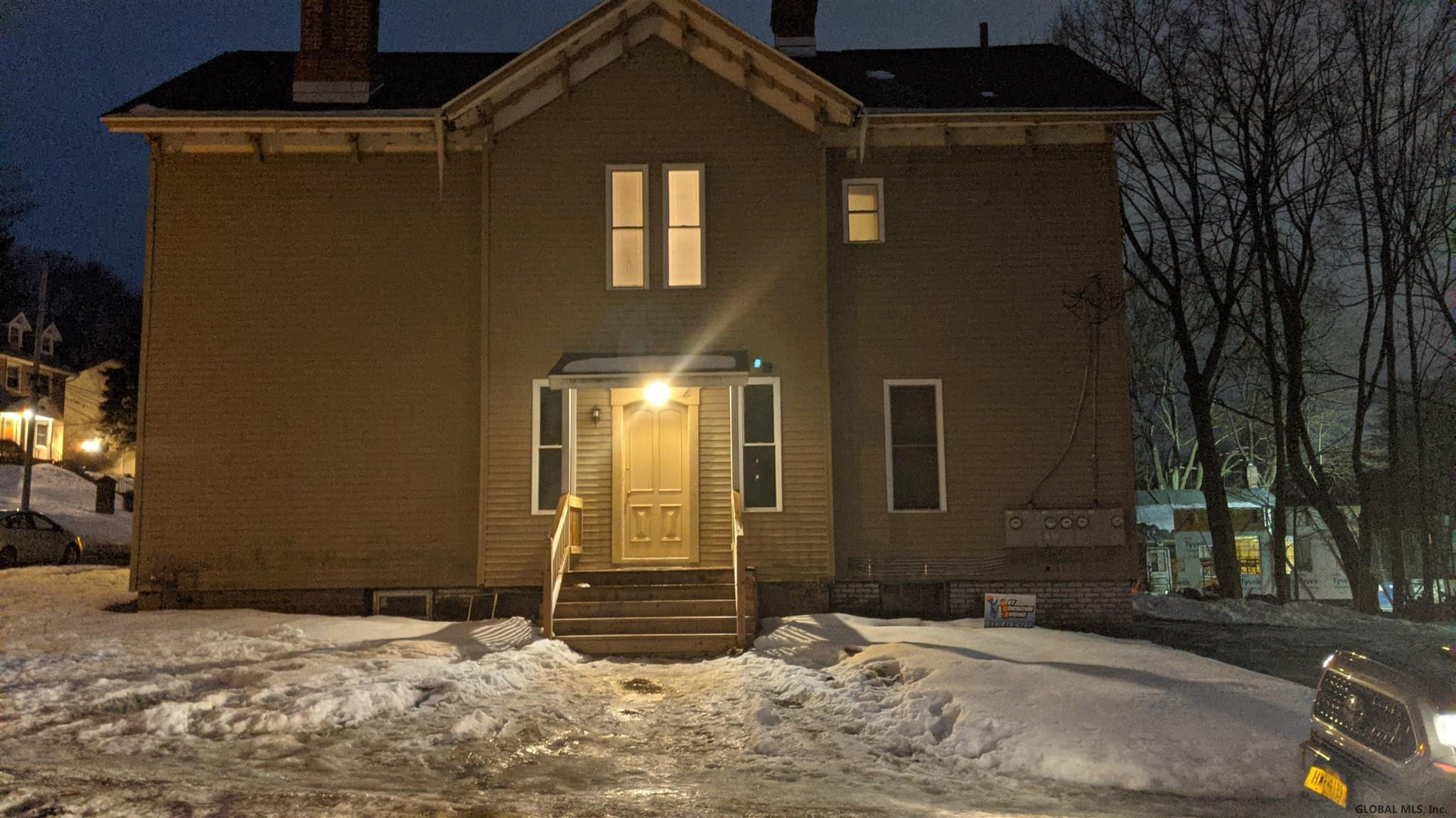 141 Maple Avenue Troy, NY 12180 - Photo 8 of 8 Photo 9