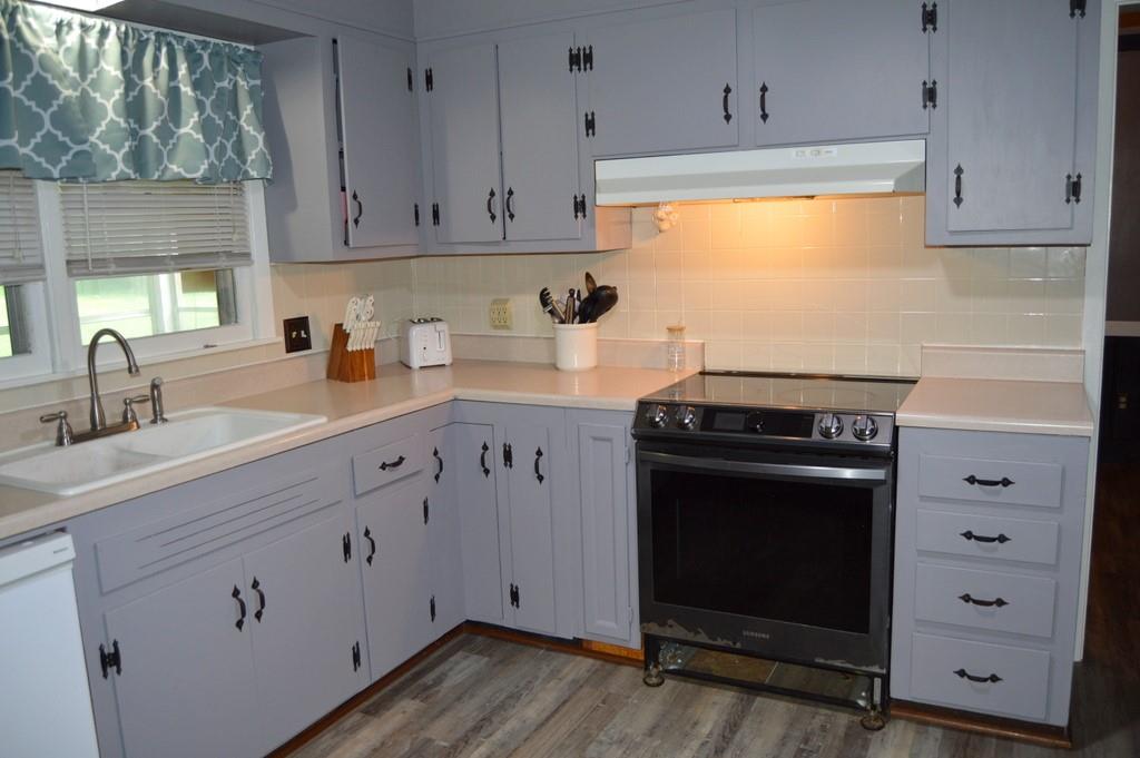 11403 Orchard Road Kansas City, MO 64134 - Photo 7 of 16