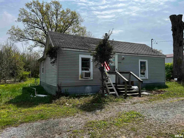 $55,000 | 6846 East 1st Street, Logan, IL 62856