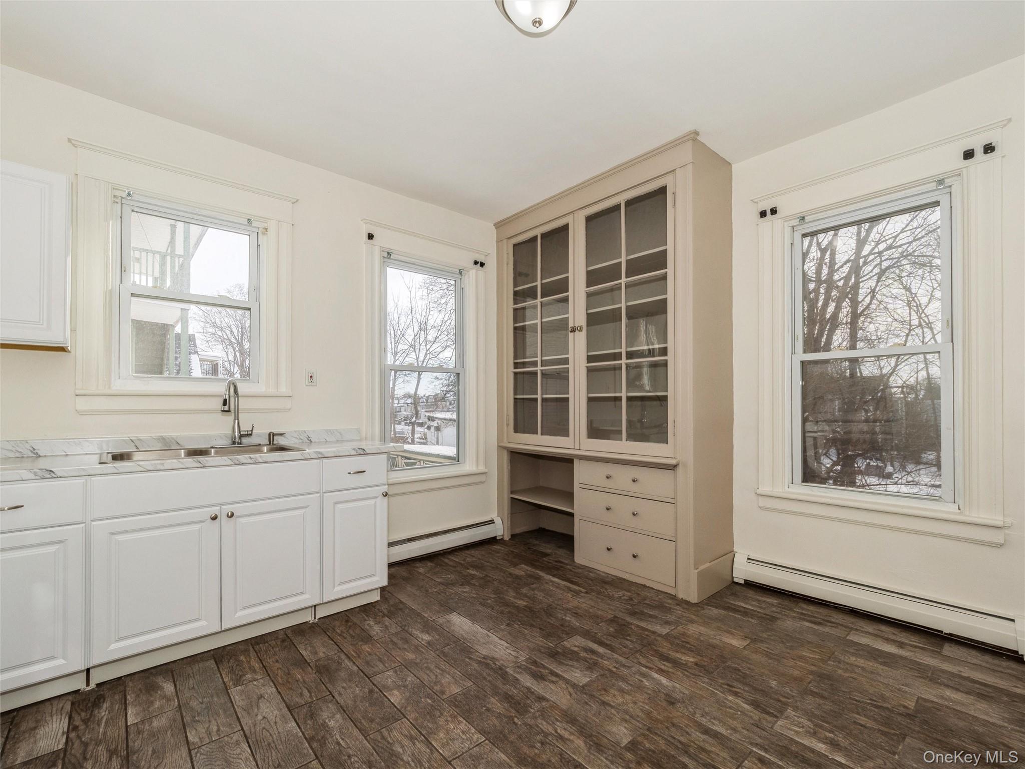 236 Mansion Street, Unit 2 Poughkeepsie, NY 12601 - Photo 5 of 16