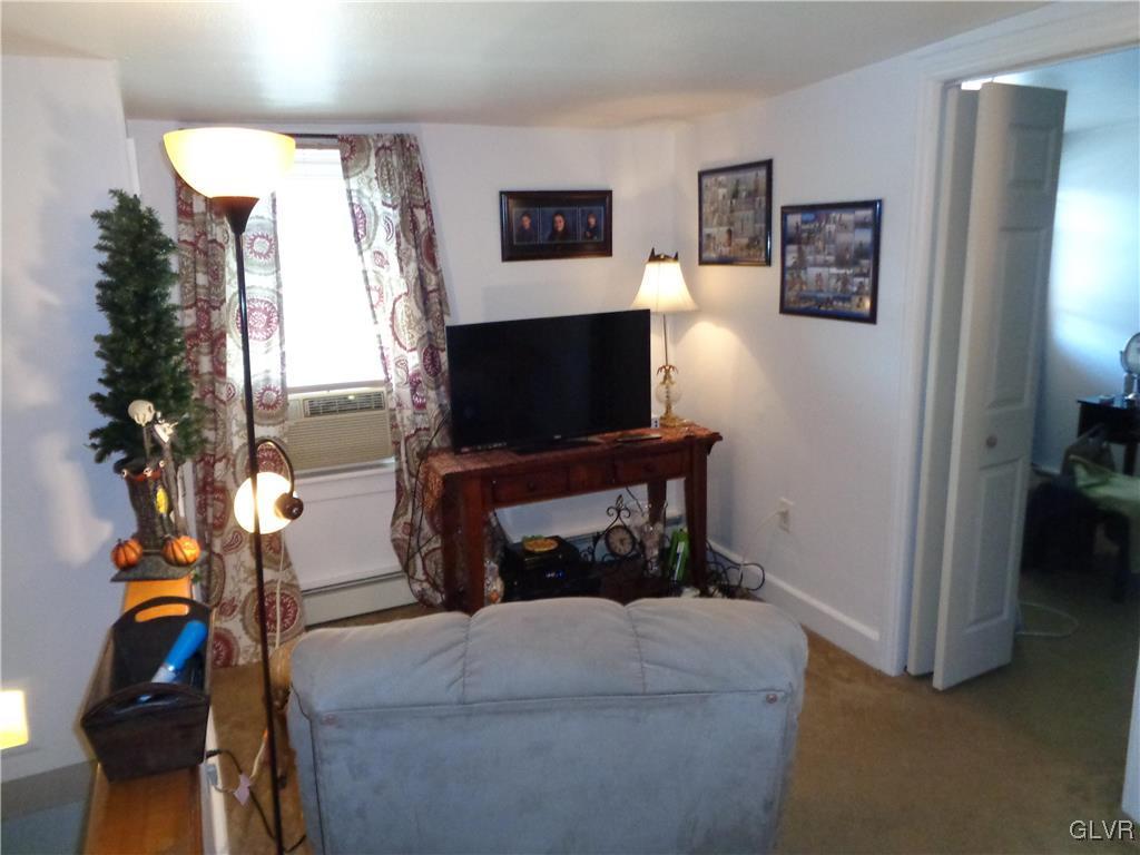 34 South Front Street Coplay, PA 18037 - Photo 25 of 34 Apartment Living Room