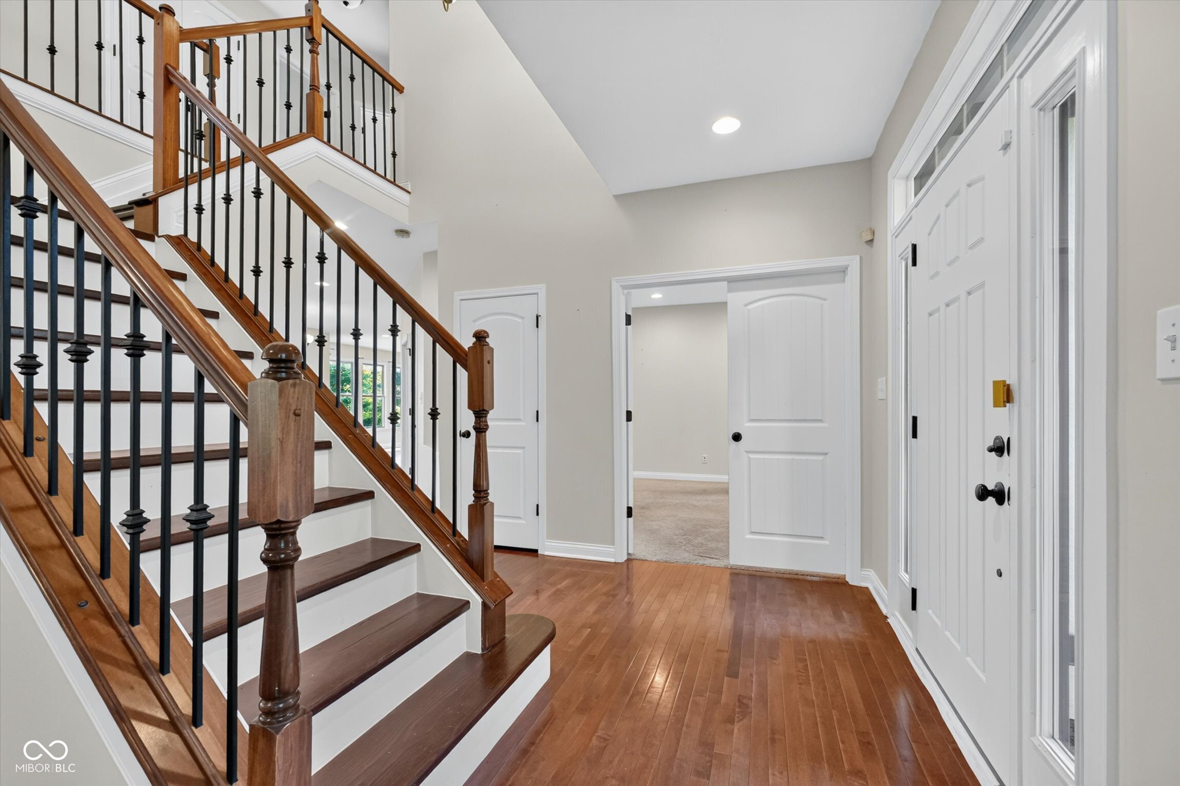 13636 Falcon Way Fishers, IN 46055 - Photo 5 of 50