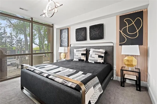 $450,000 | 600 Admiral Boulevard, Unit 403, Kansas City, MO 64106