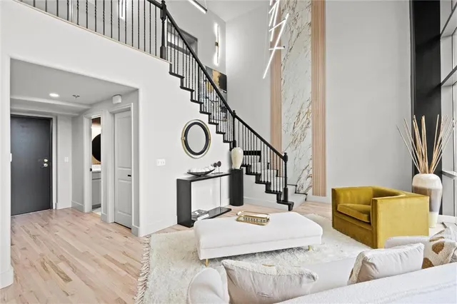 $450,000 | 600 Admiral Boulevard, Unit 403, Kansas City, MO 64106