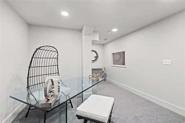 $450,000 | 600 Admiral Boulevard, Unit 403, Kansas City, MO 64106