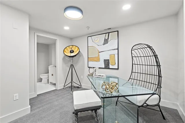 $450,000 | 600 Admiral Boulevard, Unit 403, Kansas City, MO 64106