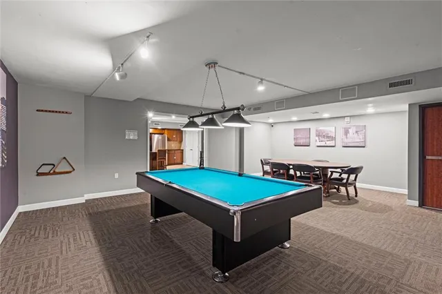 $450,000 | 600 Admiral Boulevard, Unit 403, Kansas City, MO 64106