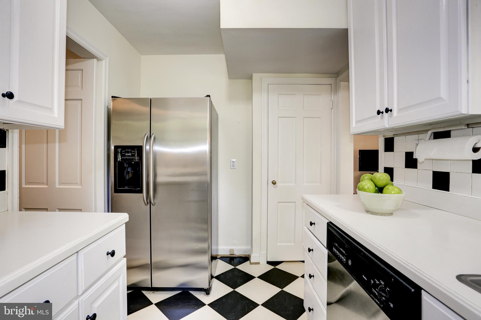5907 Ramsgate Road Bethesda, MD 20816 - Photo 14 of 34 Gallery Image 14