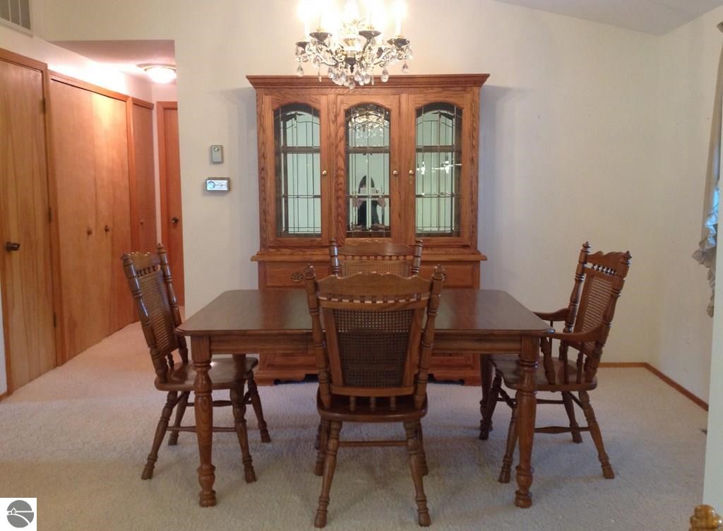 5691 East Valley Road Mount Pleasant, MI 48858 - Photo 17 of 53 1789873-16.JPG