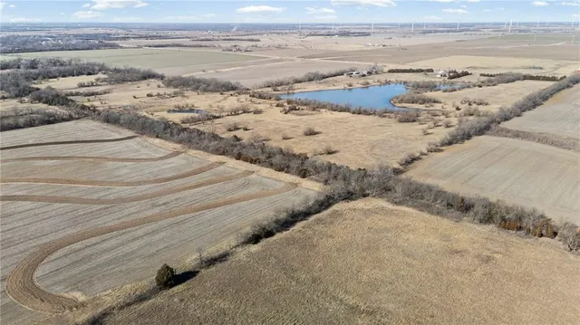 $315,000 | 2861 Highway 54, Moran, KS 66755