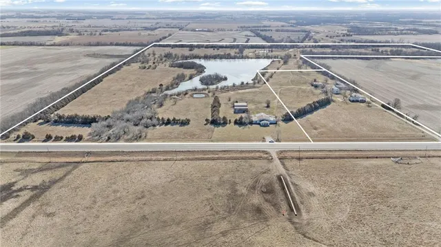 $315,000 | 2861 Highway 54, Moran, KS 66755