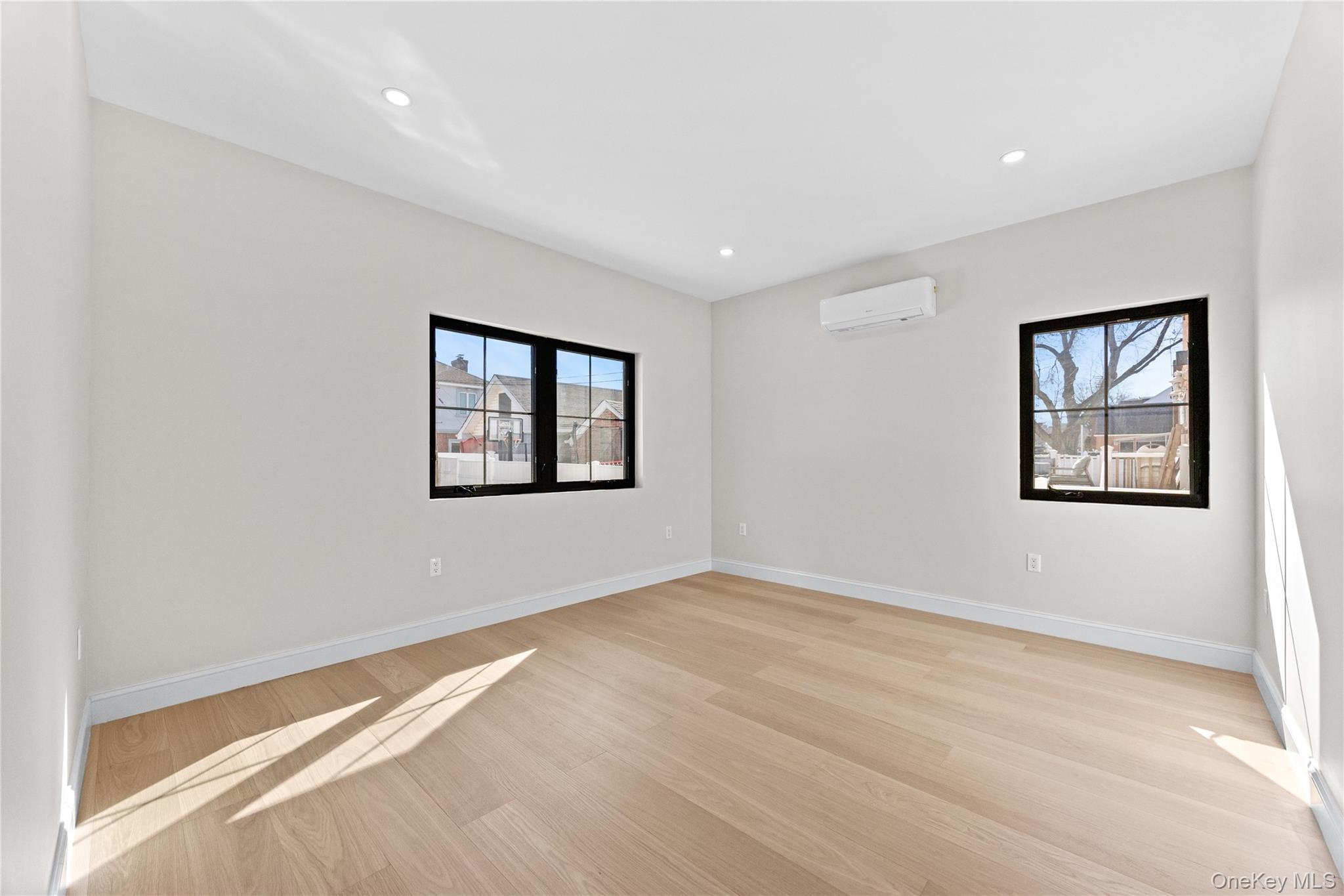 75-31 175th Street Queens, NY 11366 - Photo 18 of 48