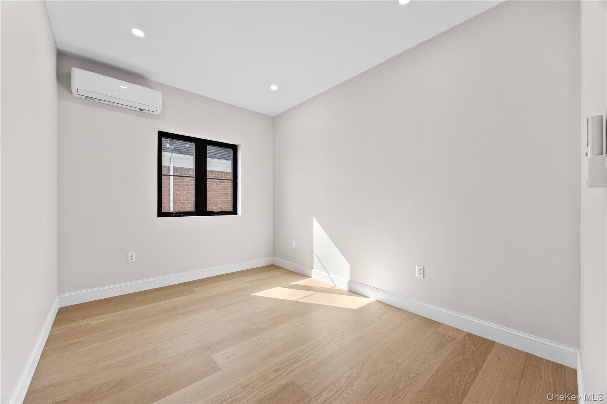 75-31 175th Street Queens, NY 11366 - Photo 24 of 48