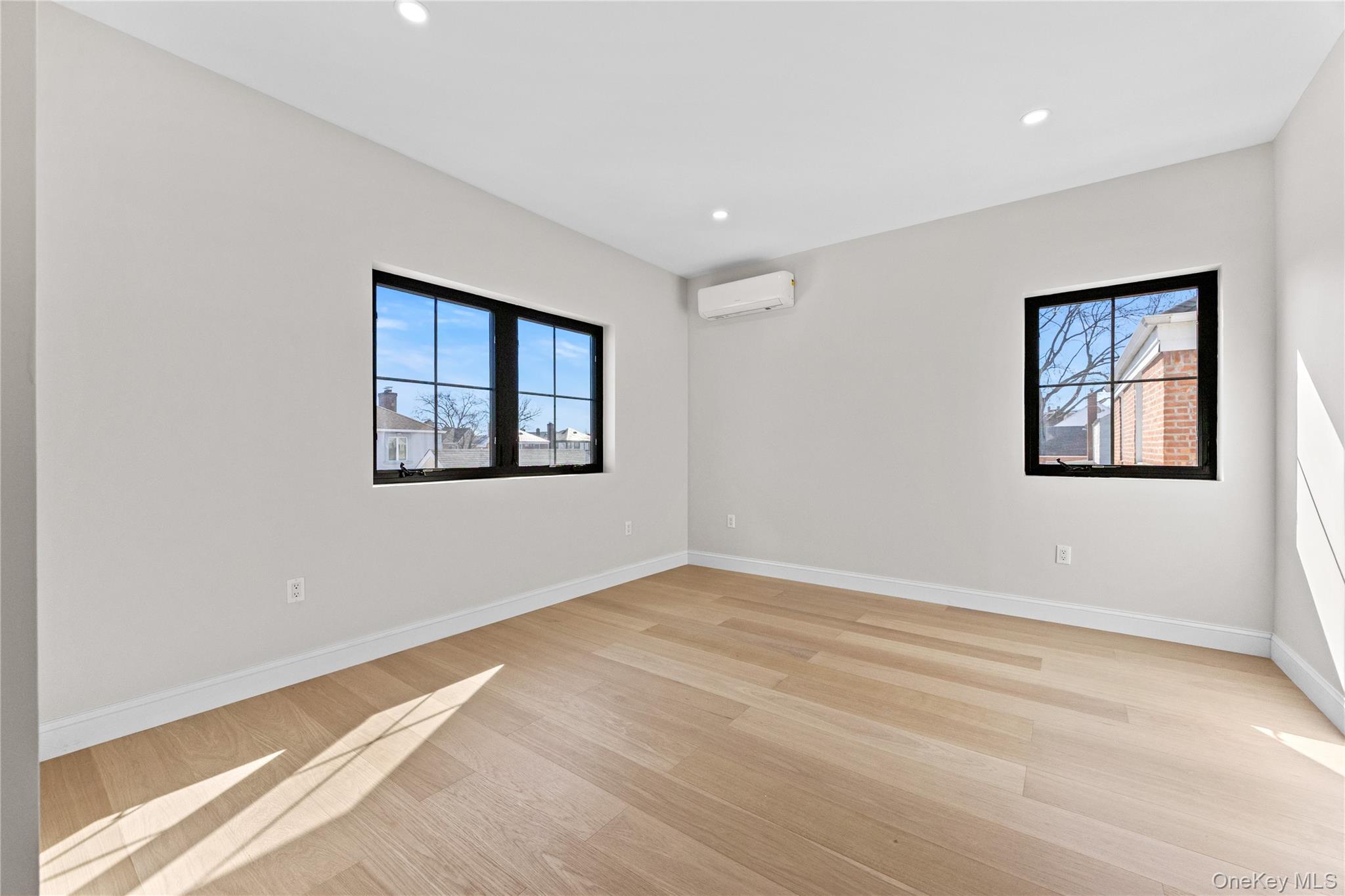 75-31 175th Street Queens, NY 11366 - Photo 27 of 48