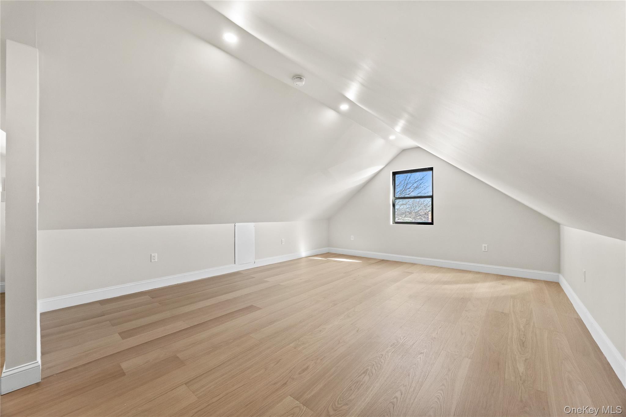 75-31 175th Street Queens, NY 11366 - Photo 32 of 48