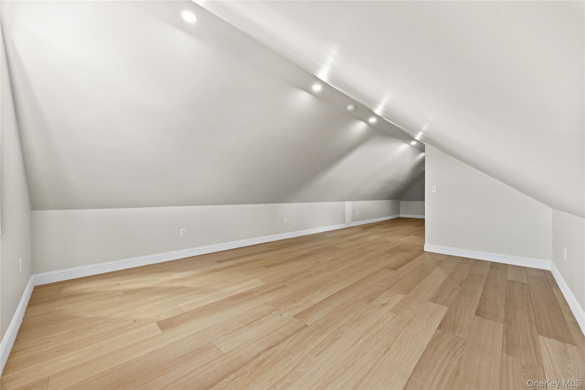 75-31 175th Street Queens, NY 11366 - Photo 33 of 48