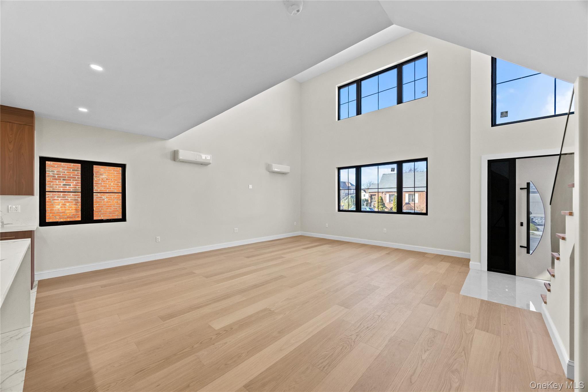 75-31 175th Street Queens, NY 11366 - Photo 9 of 48