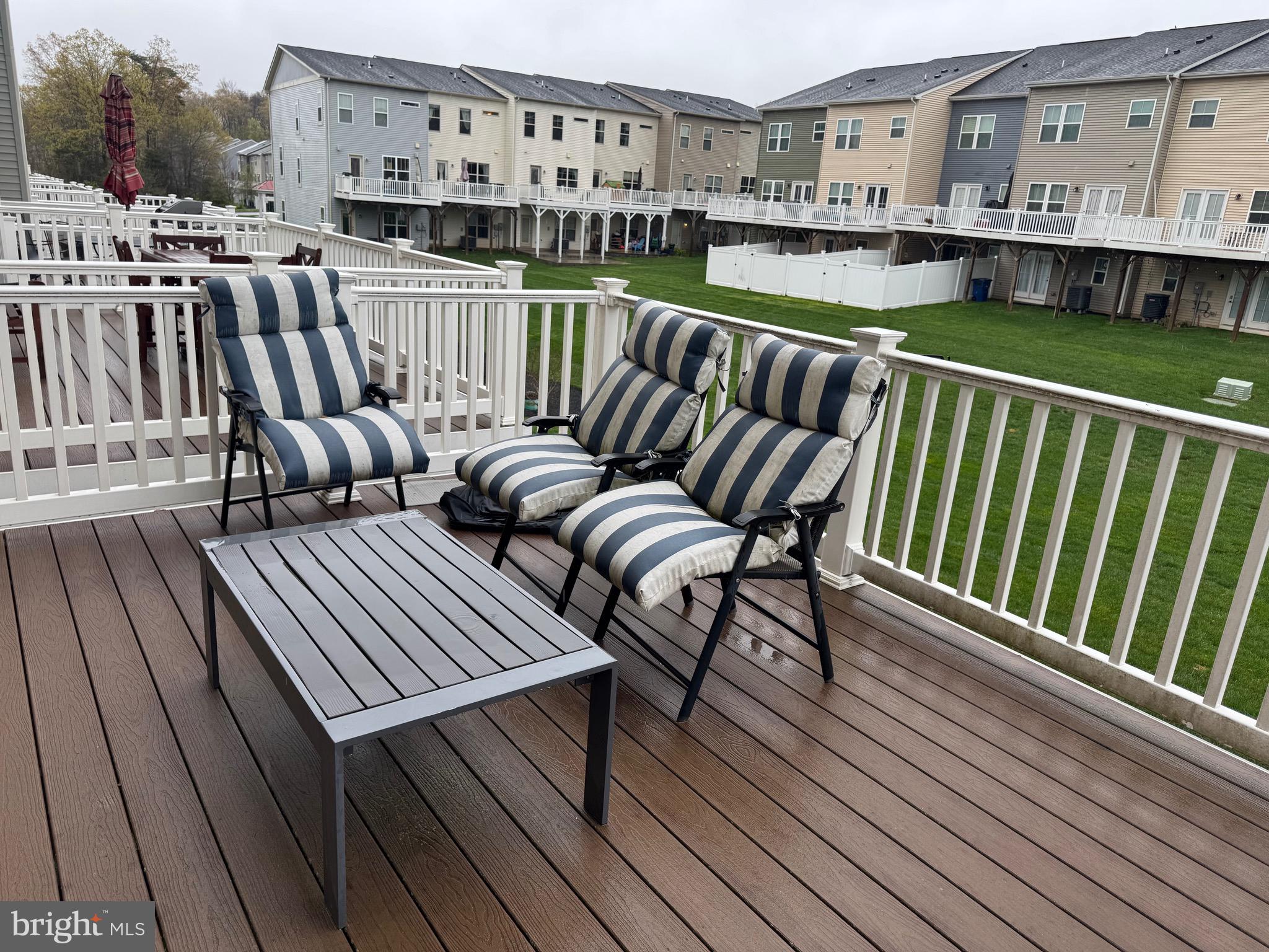 8937 Garrett Way Manassas, VA 20112 - Photo 11 of 66 a view of balcony with furniture