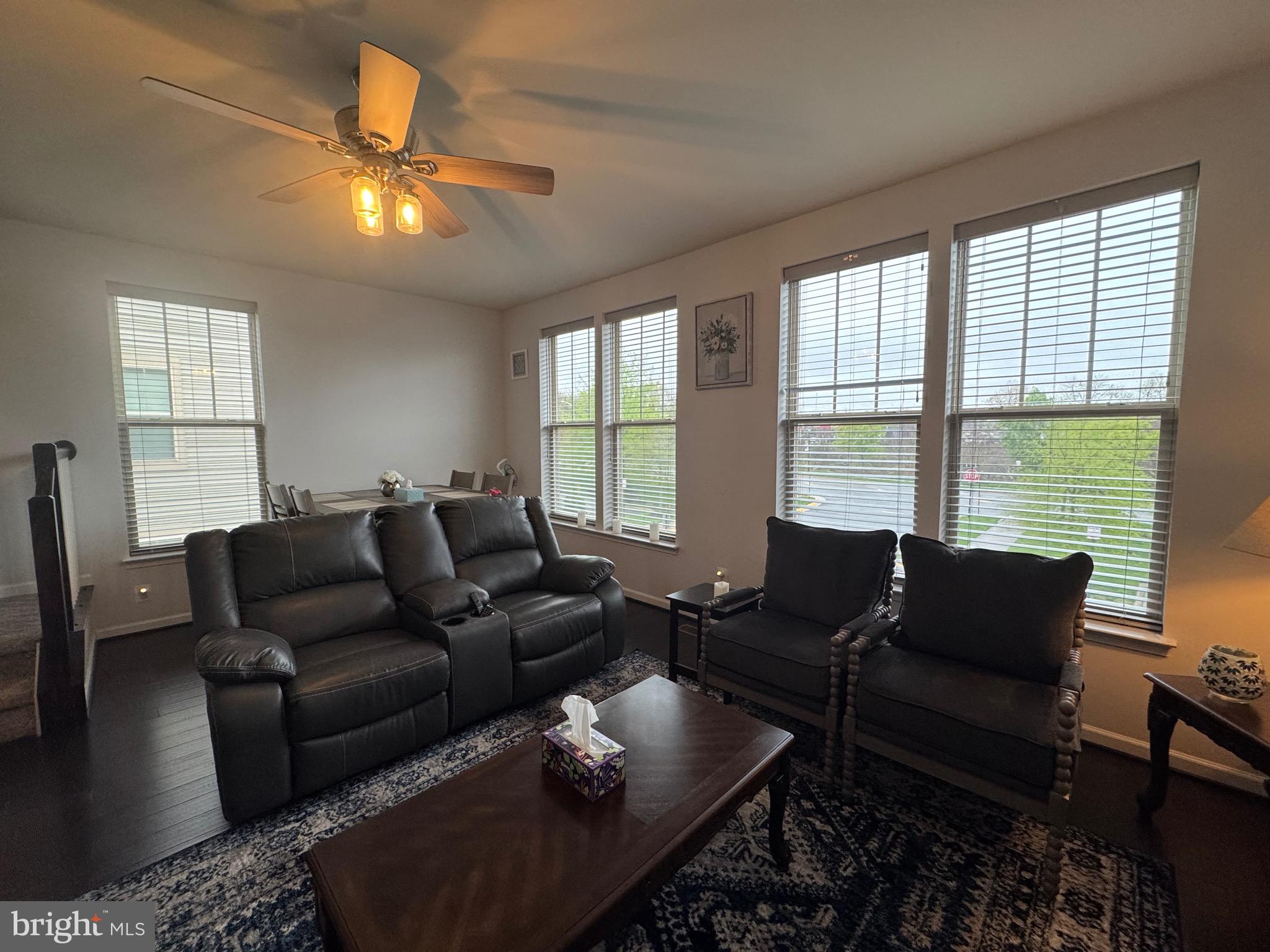 8937 Garrett Way Manassas, VA 20112 - Photo 25 of 66 a living room with furniture and a large window