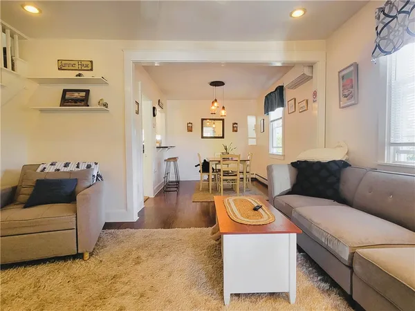 $2,750 | 18 Palmer Street, Newport, RI 02840