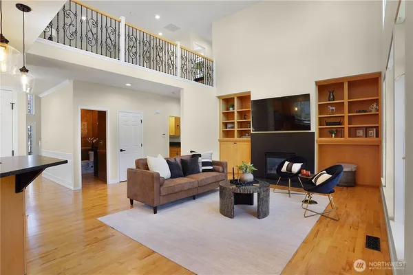 $1,075,000 | 6036 Troon Lane Southeast, Olympia, WA 98501