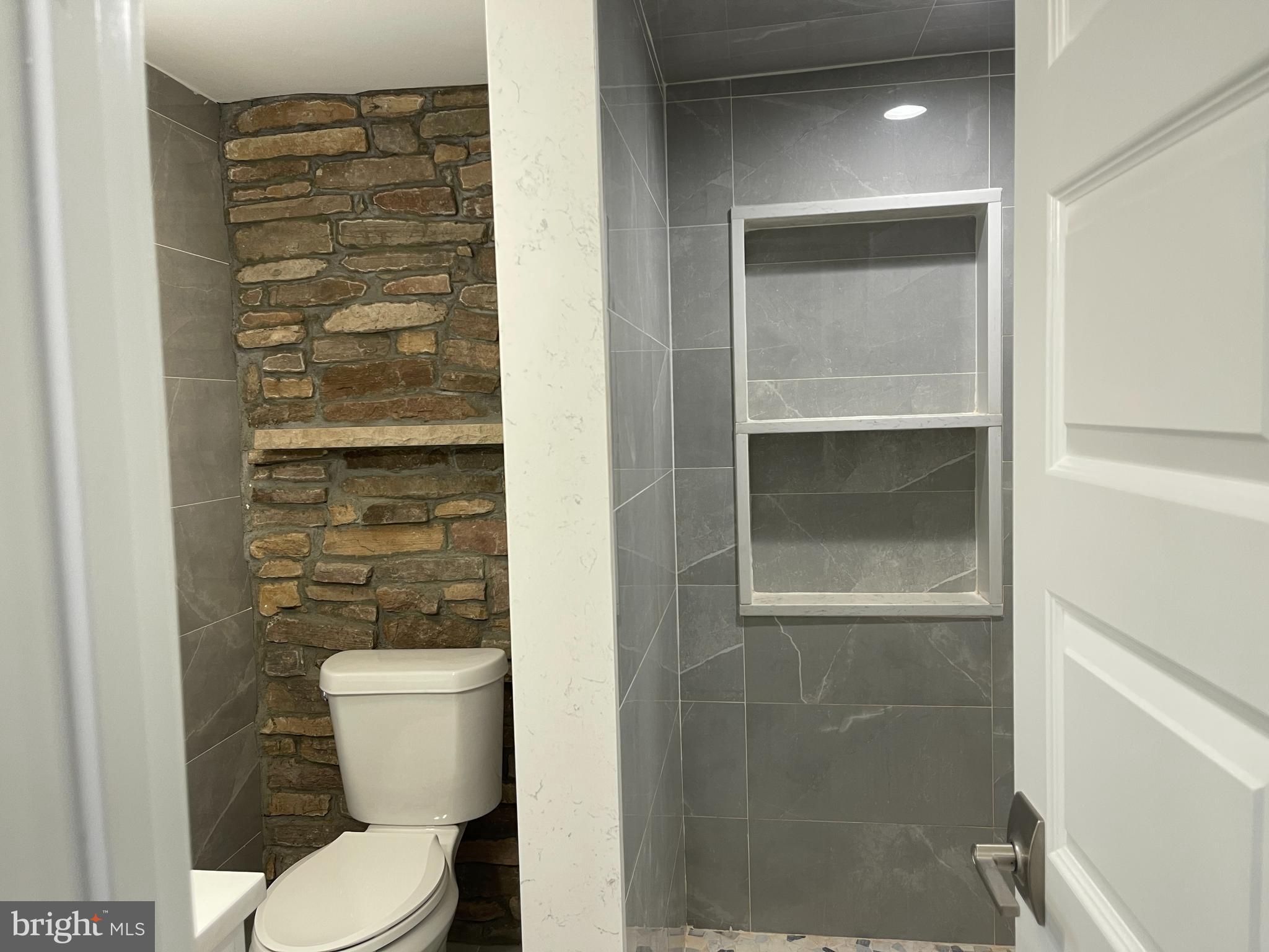 8240 Sinclair Mill Road Manassas, VA 20112 - Photo 27 of 64 Gallery Image 27