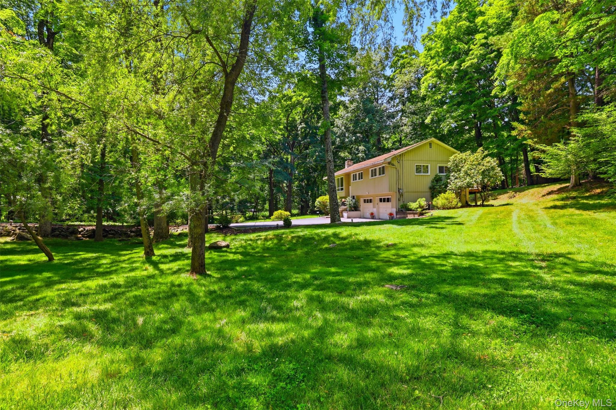 370 Furnace Dock Road Cortlandt Manor, NY 10567 - Photo 8 of 49