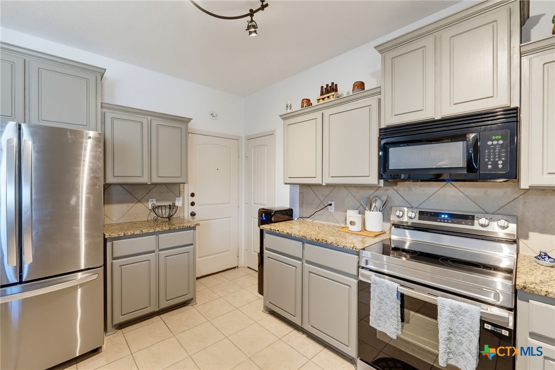 3609 Settlement Road Copperas Cove, TX 76522 - Photo 9 of 30 Gallery Image 9