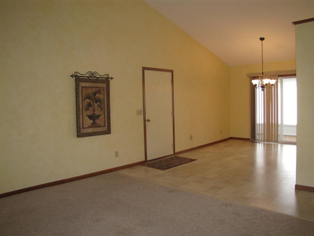 1247 Warbler Ridge, Unit 47 Springfield, OH 45503 - Photo 4 of 26 Gallery Image 4