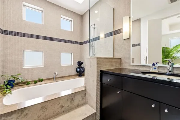 $899,000 | 4023 Bowser Avenue, Dallas, TX 75219