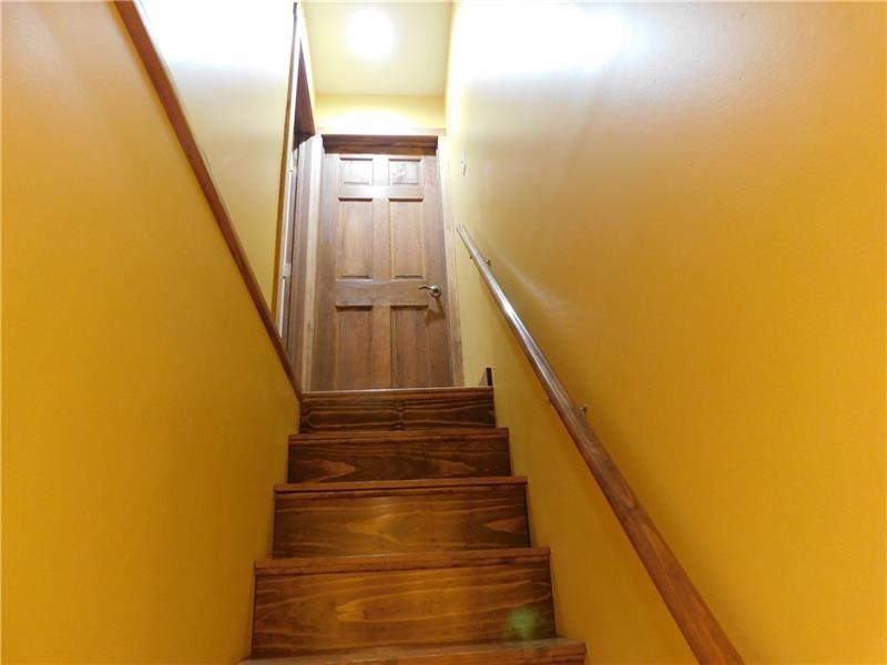 577 Woodside Old Frame Road Smithfield, PA 15478 - Photo 28 of 49 a view of entryway