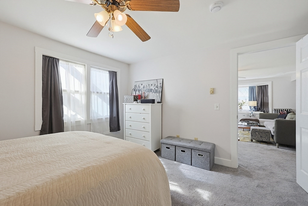 339 Chestnut Street Gardner, MA 01440 - Photo 23 of 40
