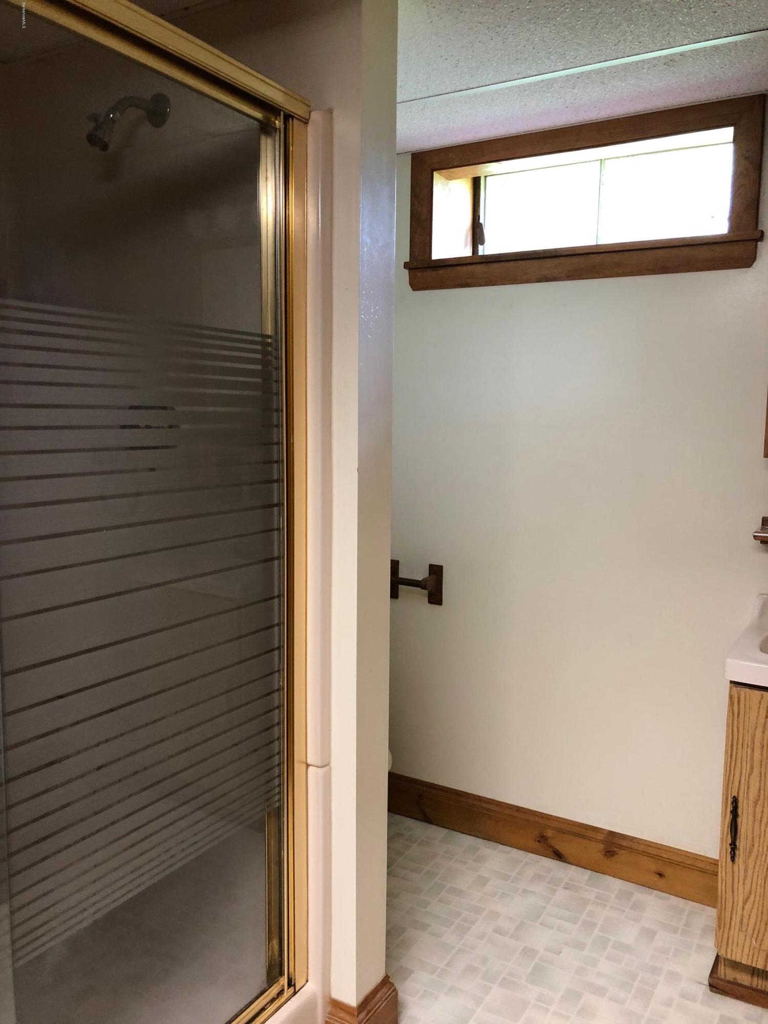 275 Eleanor Road Pittsfield, MA 01201 - Photo 16 of 18 275 eleanor bath 3