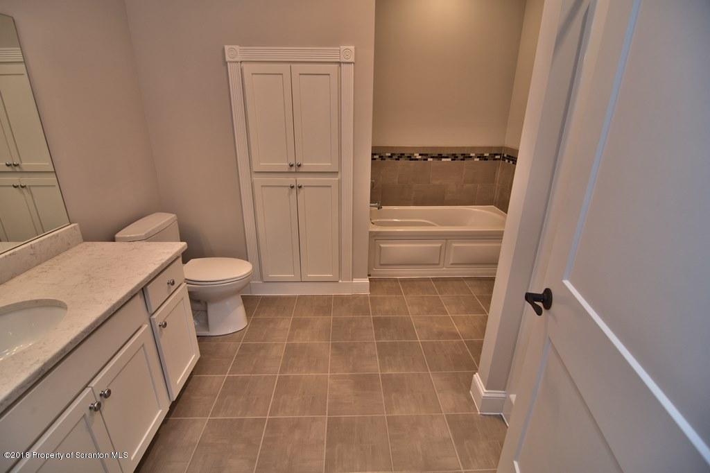 71 Wyndham Road Clarks Summit, PA 18411 - Photo 25 of 43 Gallery Image 25