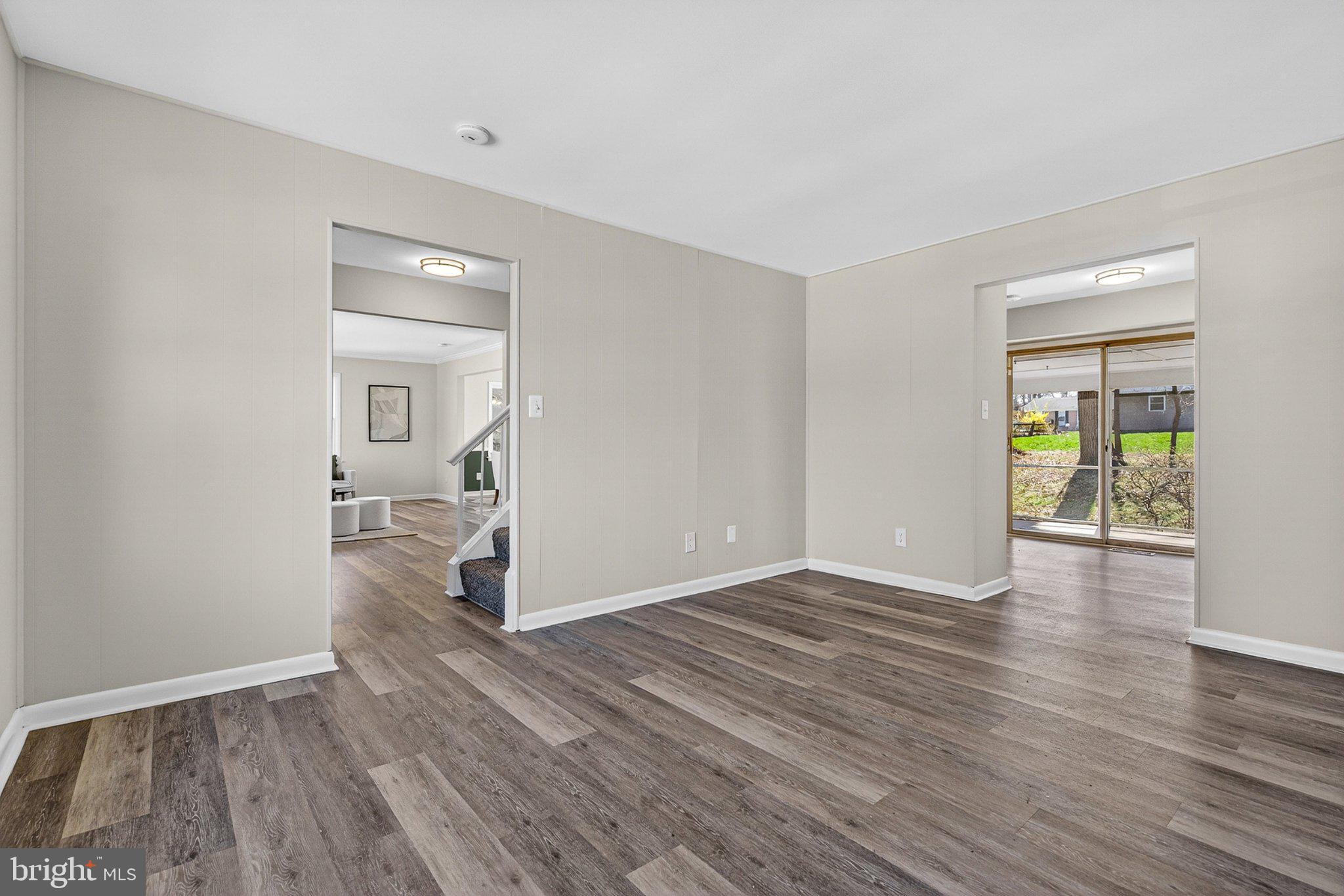 1207 White Mills Road Catonsville, MD 21228 - Photo 17 of 38 Spacious, light-filled living area.